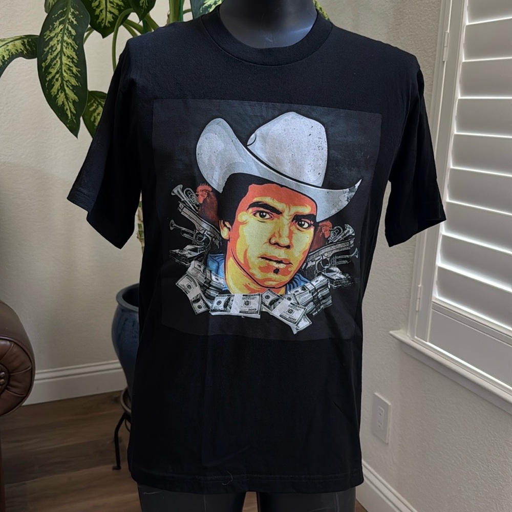 Chalino Tee